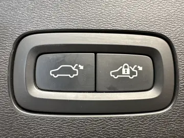 V60 T6 AWD Recharge Inscription NAV LED H&K PANO
