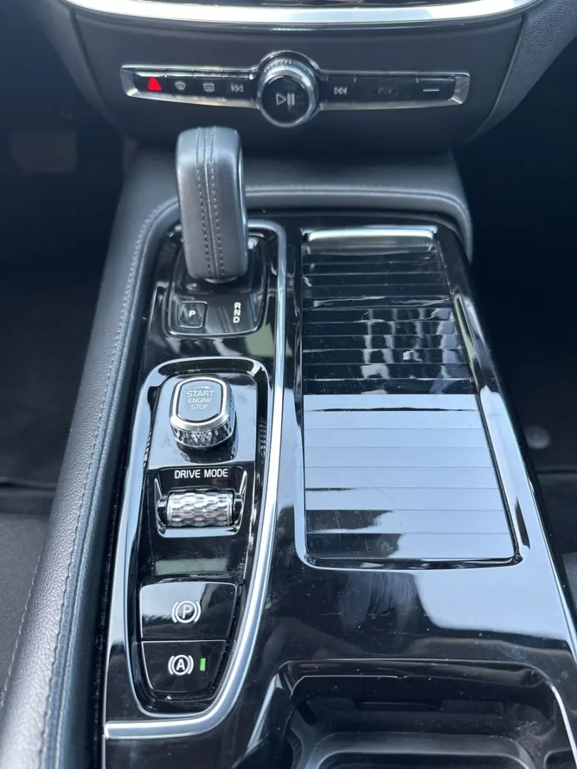 V60 T6 AWD Recharge Inscription NAV LED H&K PANO