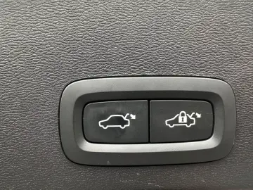 XC 40 T4 Inscription Plug in AHK Leder 19  Kam