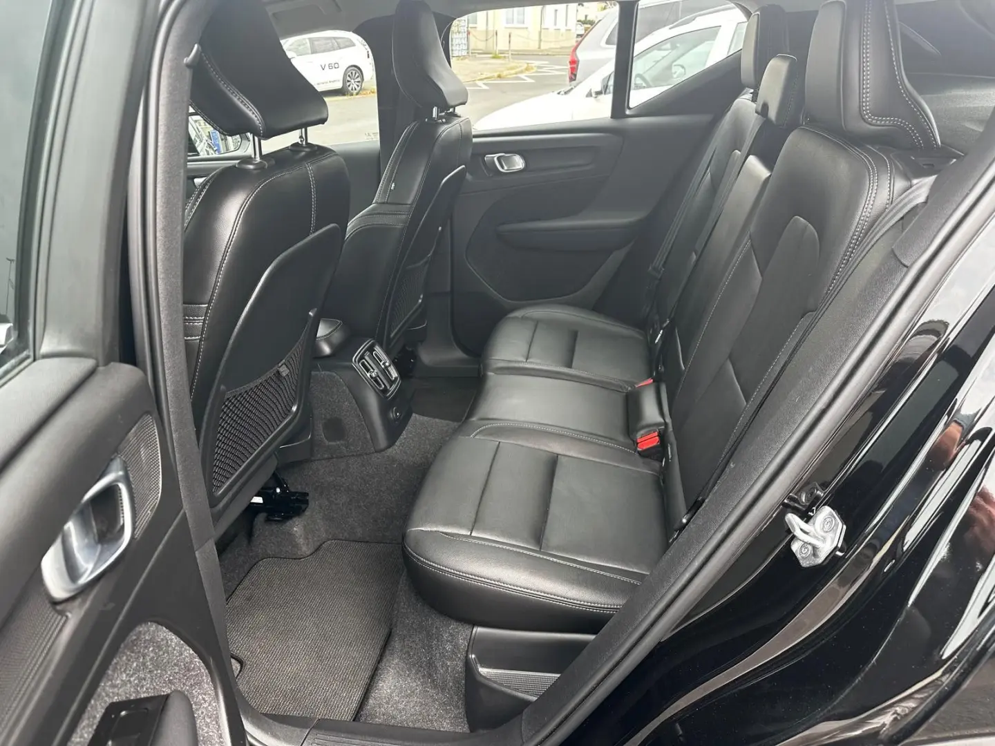 XC 40 T4 Inscription Plug in AHK Leder 19  Kam