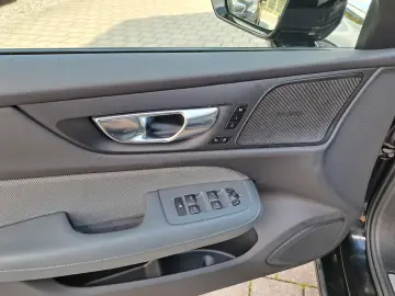 S60 Lim. R Design  Navi-LED-Sport