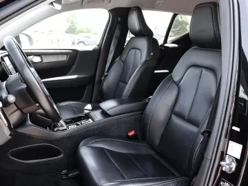 XC40 Inscription 2WD D3 EU6d-T StandHZG Navi Led