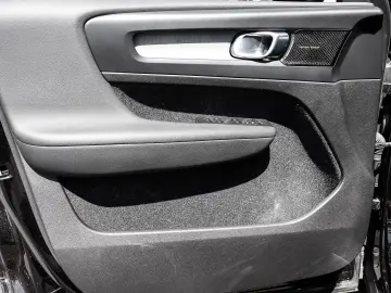 XC40 Inscription 2WD D3 EU6d-T StandHZG Navi Led