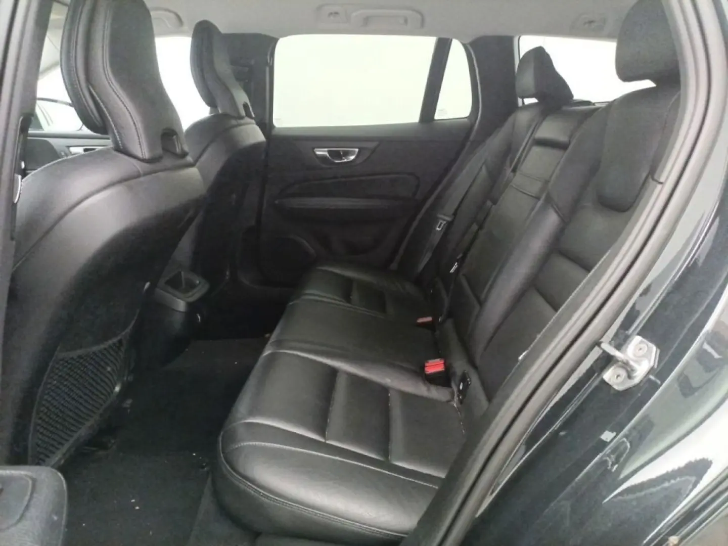 V60 T4 LED SHZ LEDER R´CAM SOUNDSYSTEM