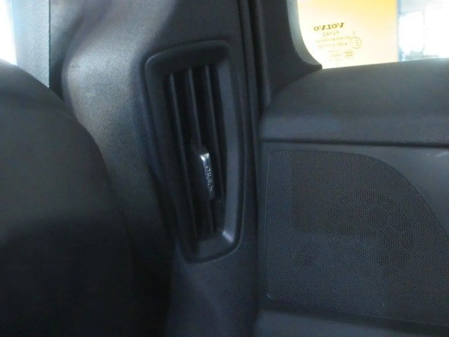 V60 T4 LED SHZ LEDER R´CAM SOUNDSYSTEM