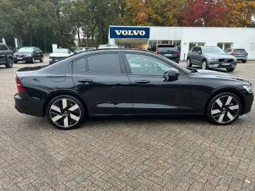 S60 Lim. Plus Dark Recharge Plug-In Hybrid AWD