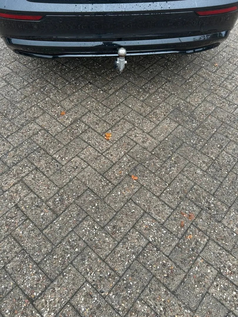 S60 Lim. Plus Dark Recharge Plug-In Hybrid AWD