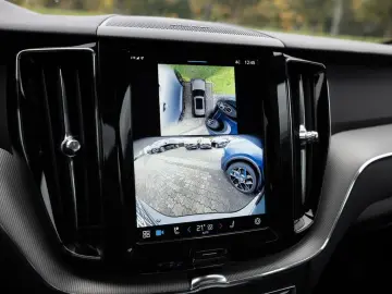 XC60 T6 Plus Black Edition Recharge AWD AHK PANO
