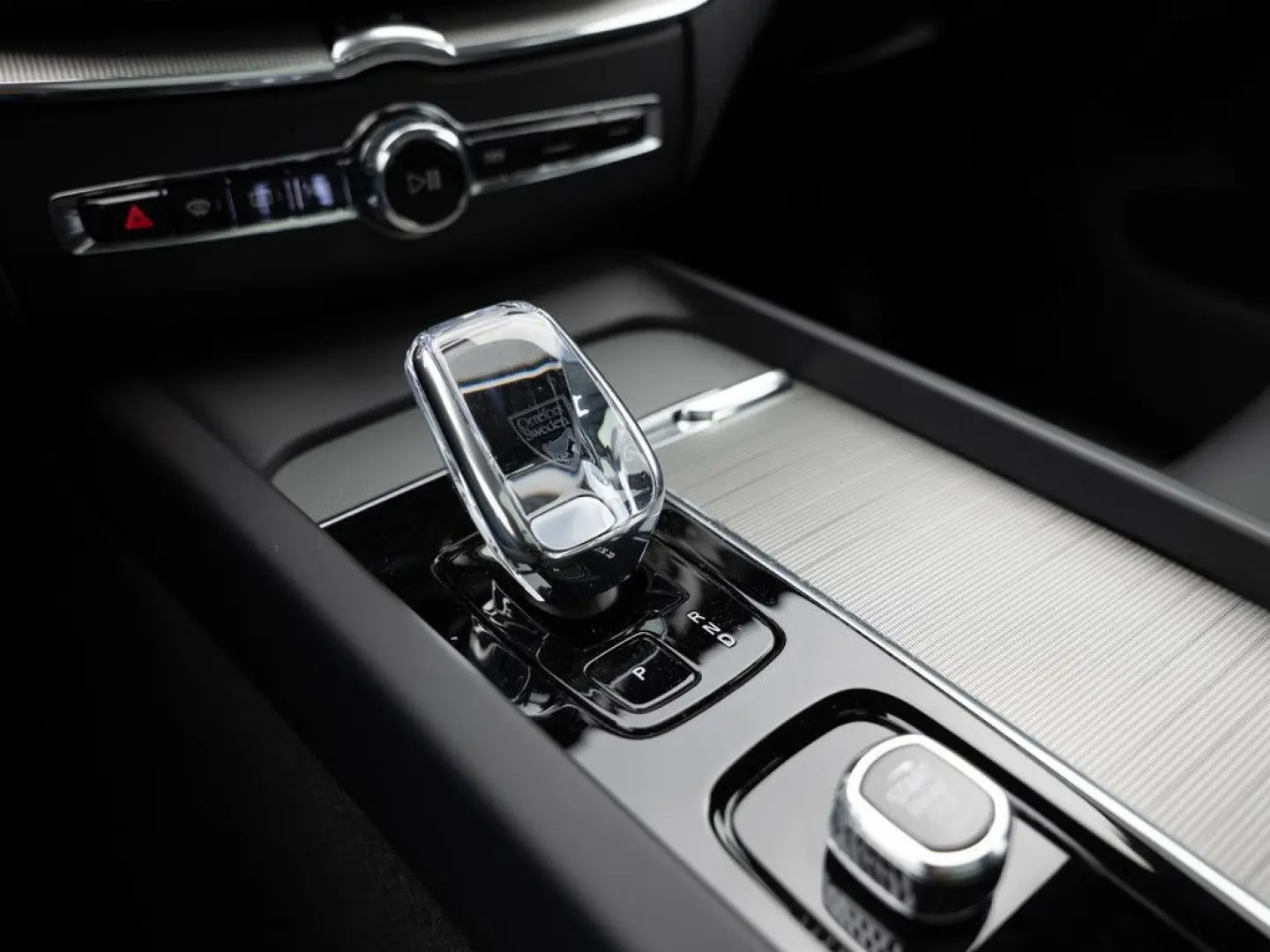 XC60 T6 Plus Black Edition Recharge AWD AHK PANO