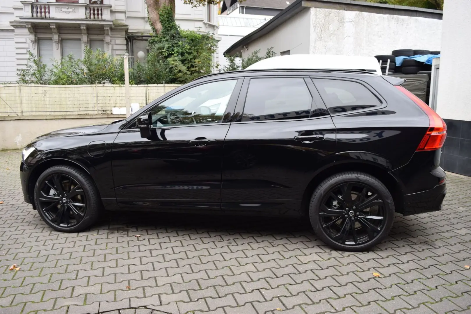 XC60 T6 Plus Black Edition Head-Up 360 Pano H&K