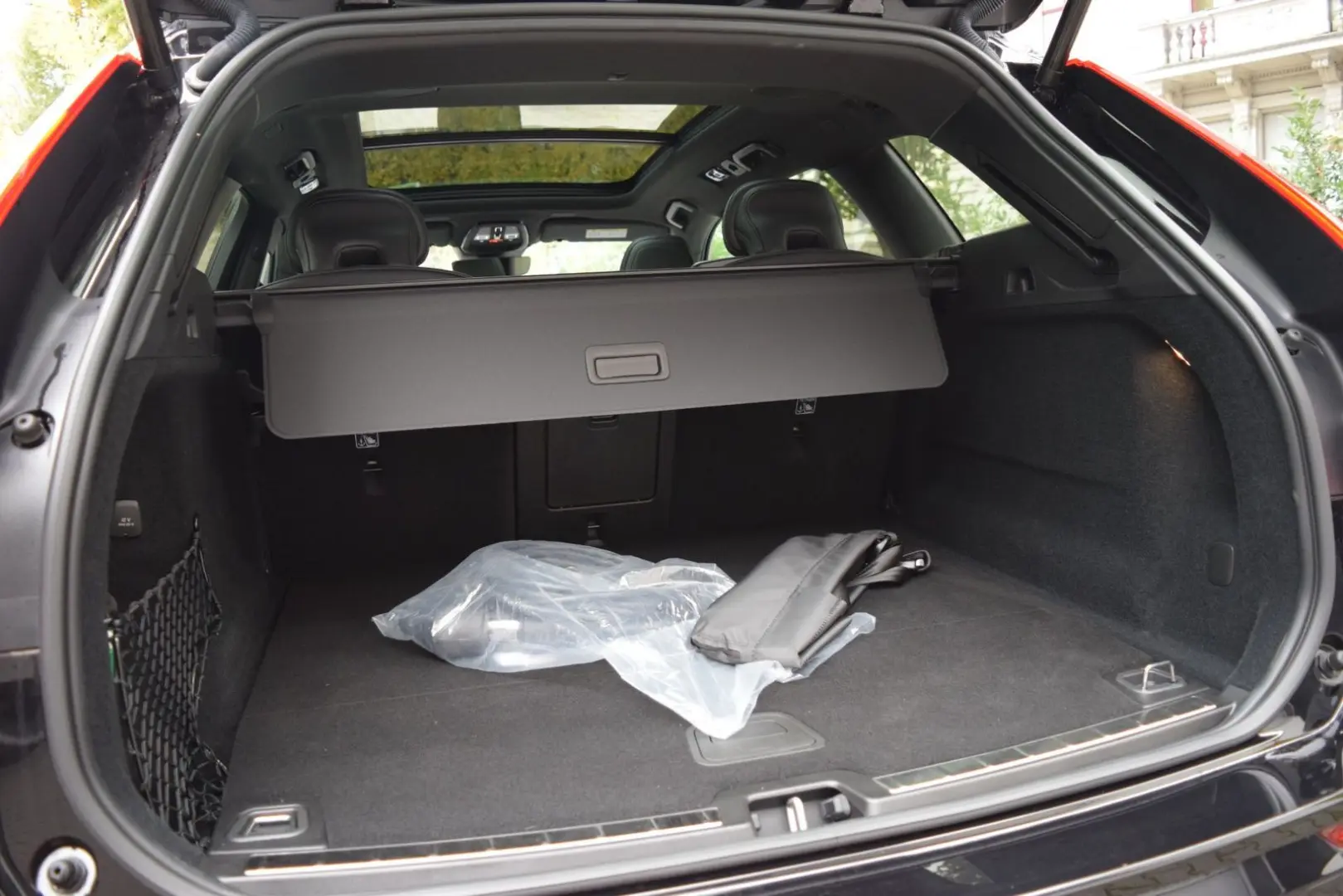 XC60 T6 Plus Black Edition Head-Up 360 Pano H&K