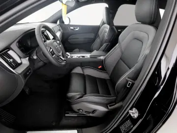 XC60 T6 Plus Black Edition Recharge Plug-In Hybr