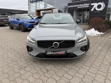 S60 B5 B AWD Ultimate Dark 360 Pano Standheiz