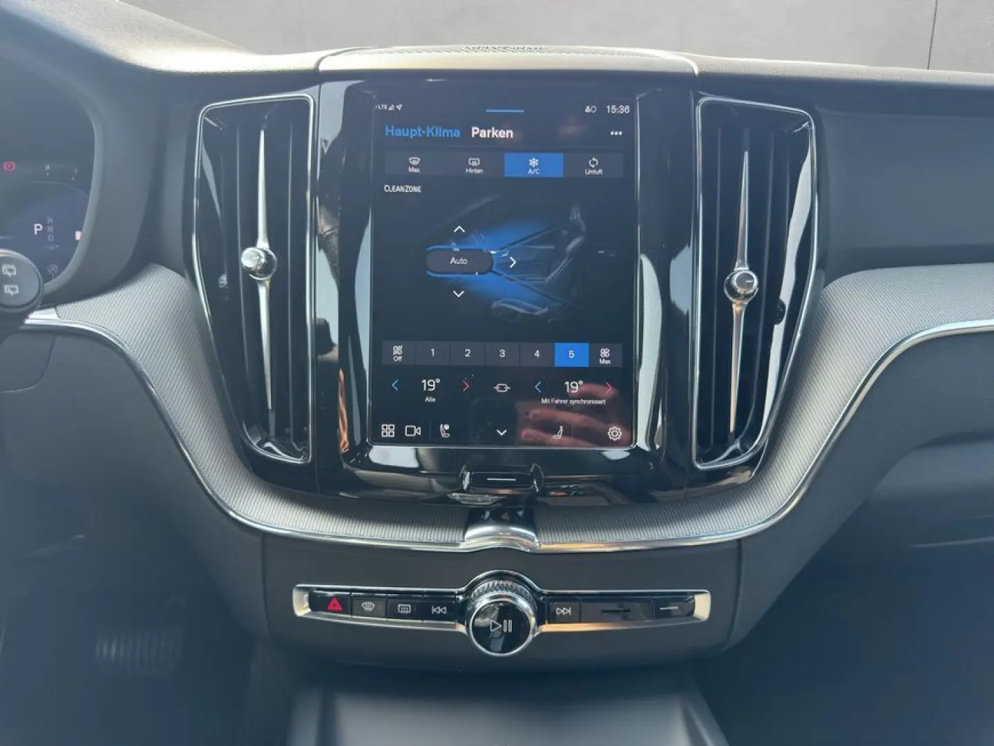 XC60 B5 B AWD Plus Dark