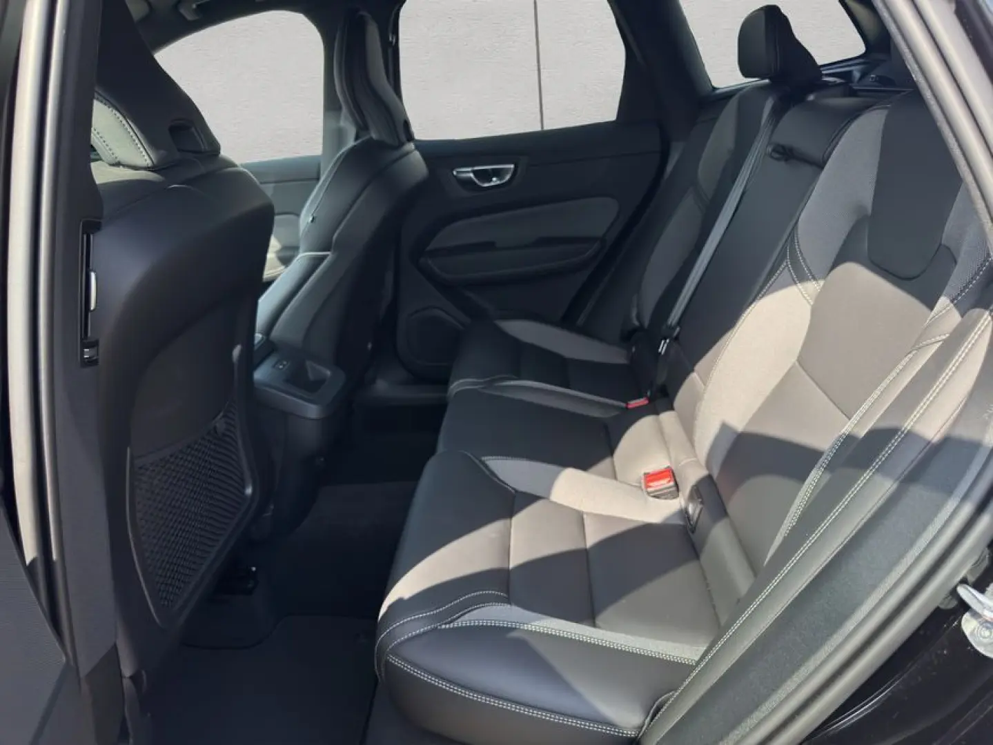 XC60 B5 B AWD Plus Dark