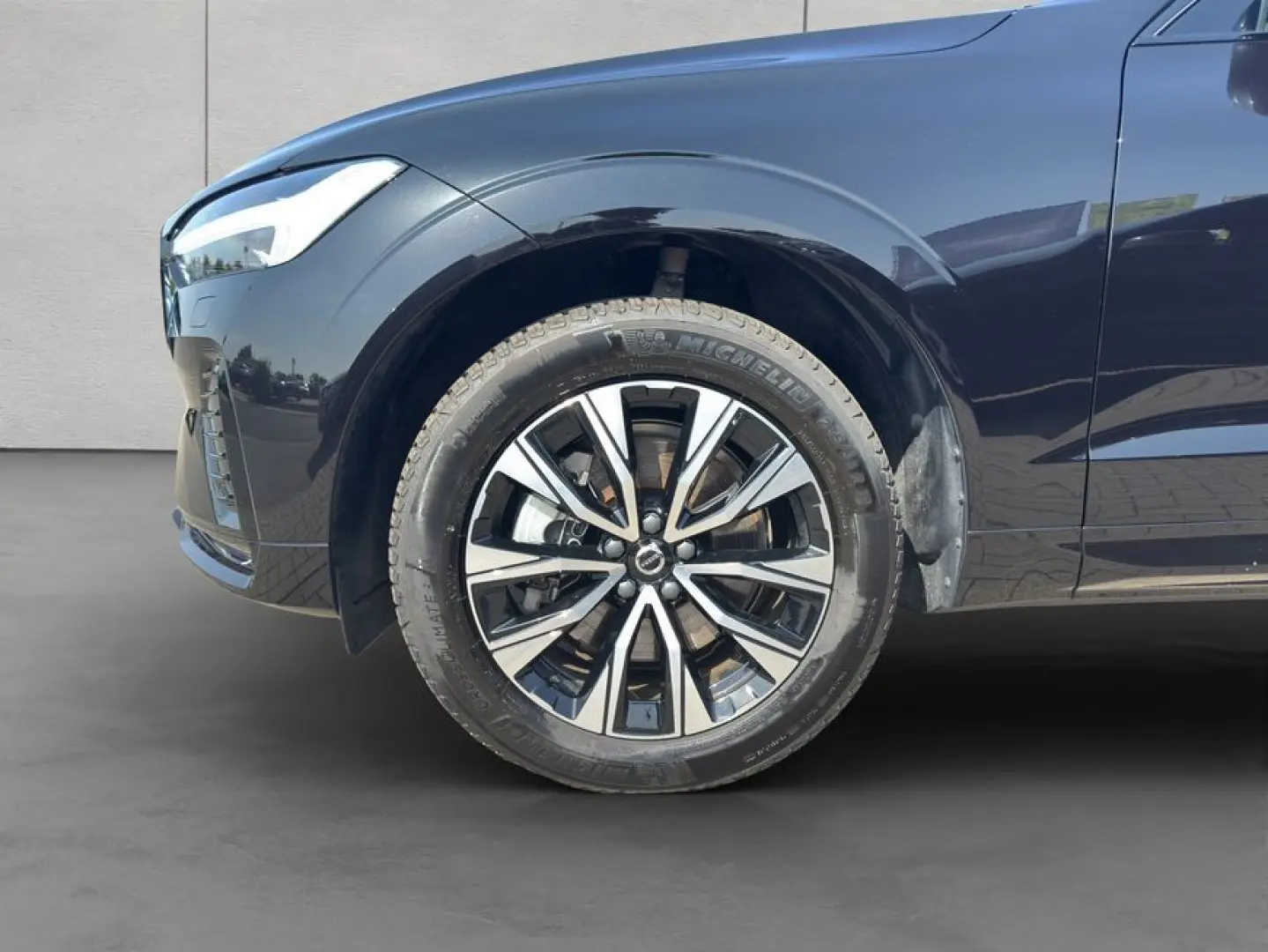 XC60 B5 B AWD Plus Dark