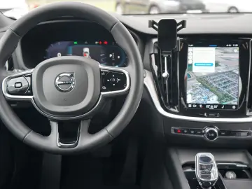 V60 Cross Country Geartronic AWD Plus LED Navi