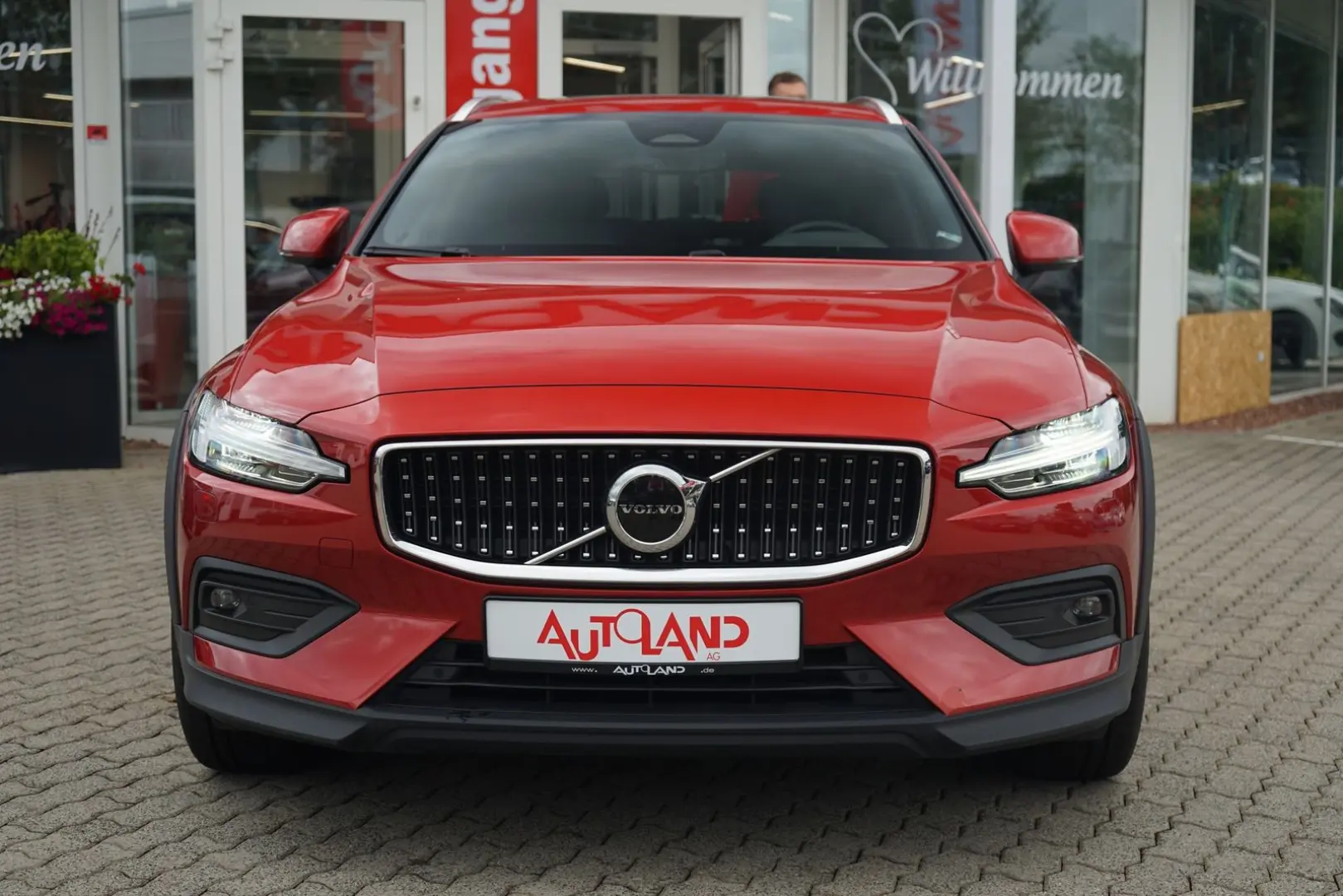 V60 Cross Country Geartronic AWD Plus LED Navi
