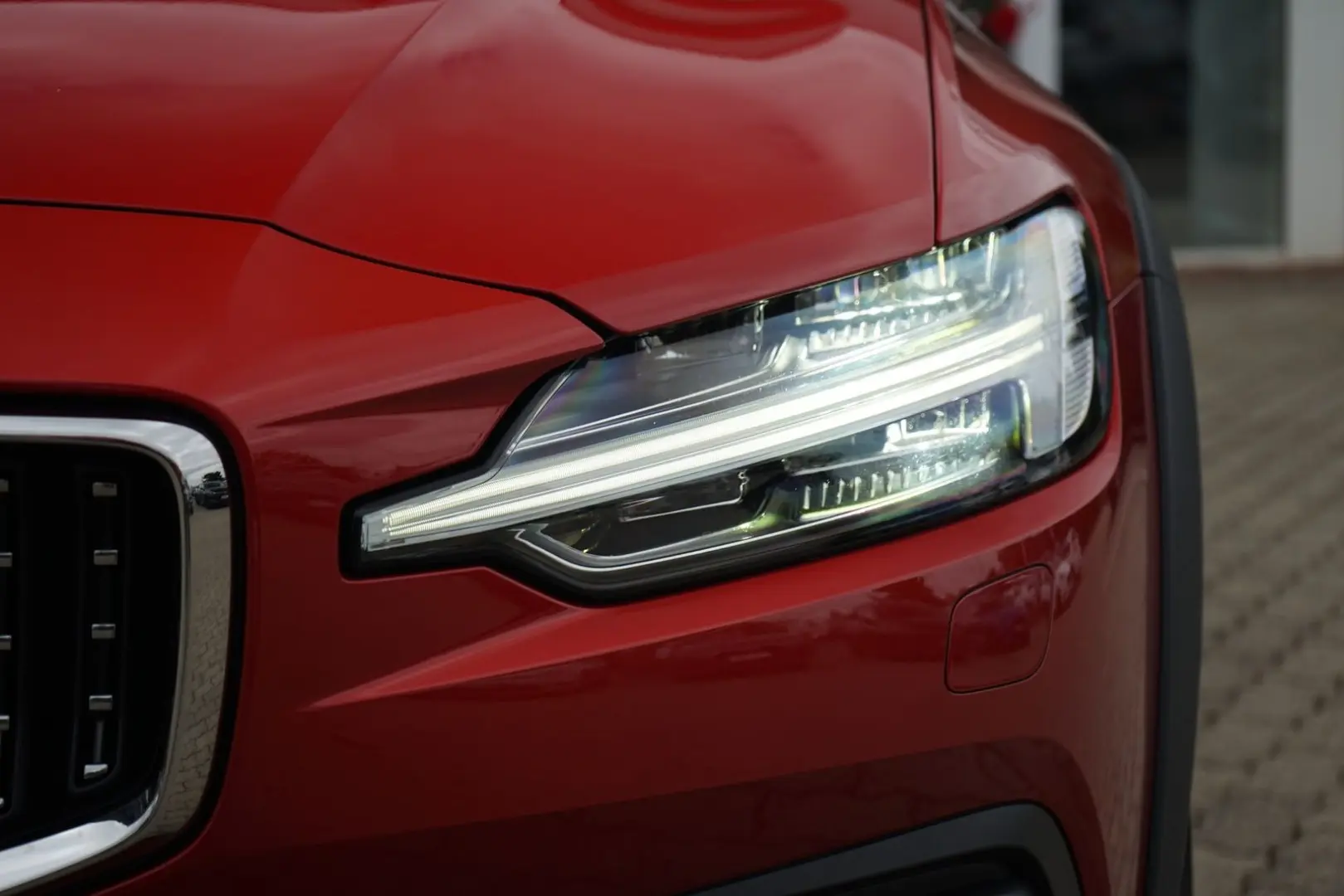 V60 Cross Country Geartronic AWD Plus LED Navi