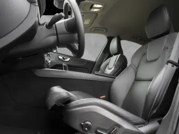 XC 60 B4 AWD Plus Dark