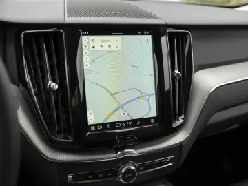 XC 60 B4 AWD Plus Dark
