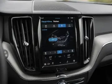XC 60 B4 AWD Plus Dark
