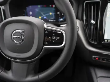 XC 60 B4 AWD Plus Dark