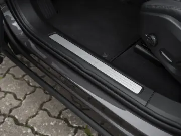 XC 60 B4 AWD Plus Dark
