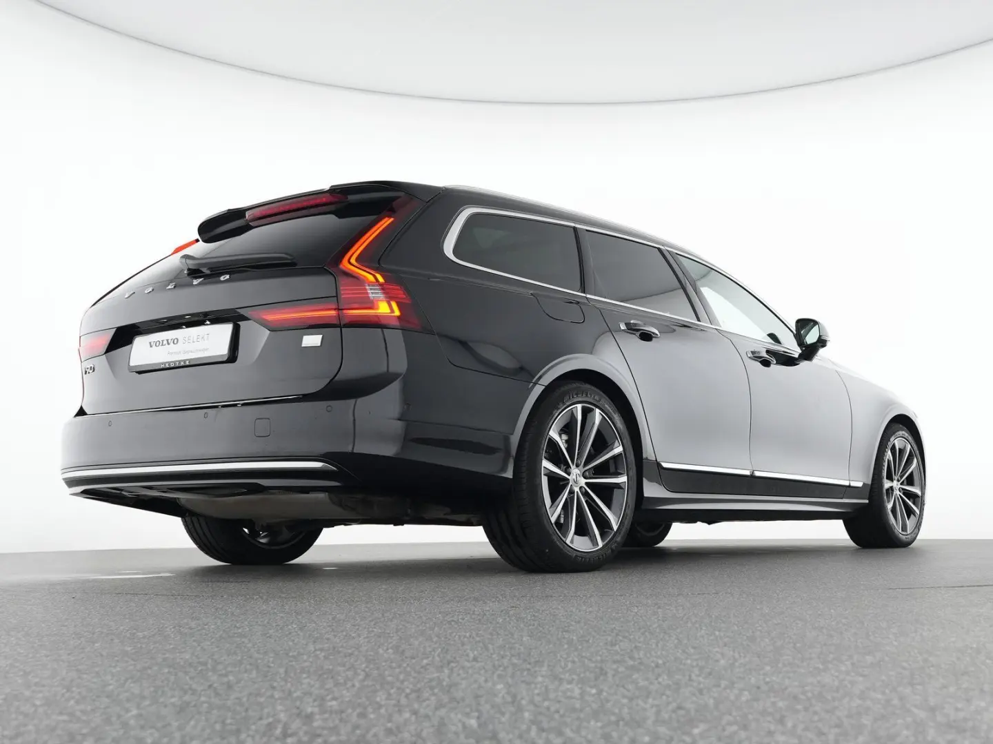V90 T6 Recharge AWD Inscription 19  PANO 360