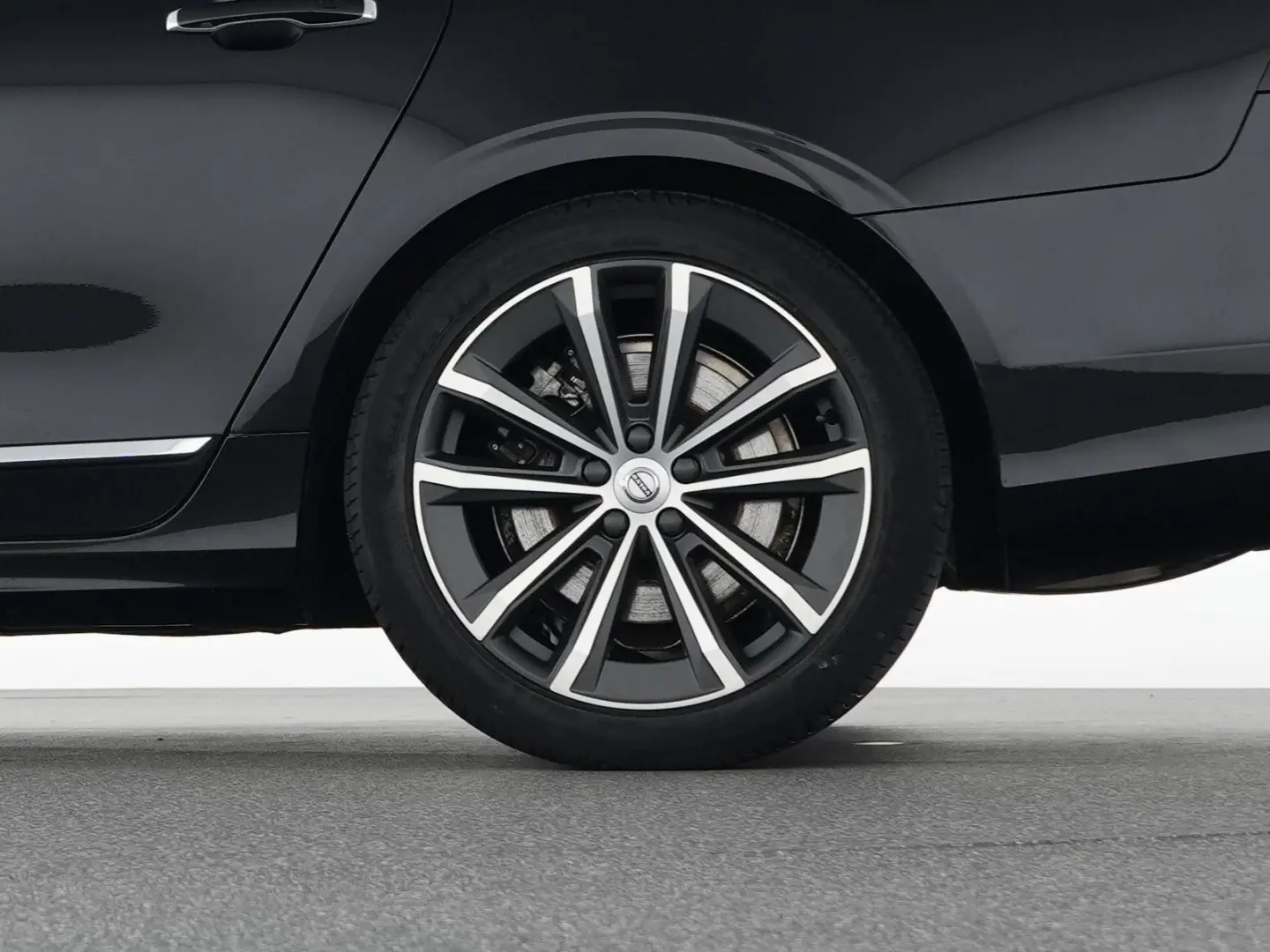 V90 T6 Recharge AWD Inscription 19  PANO 360