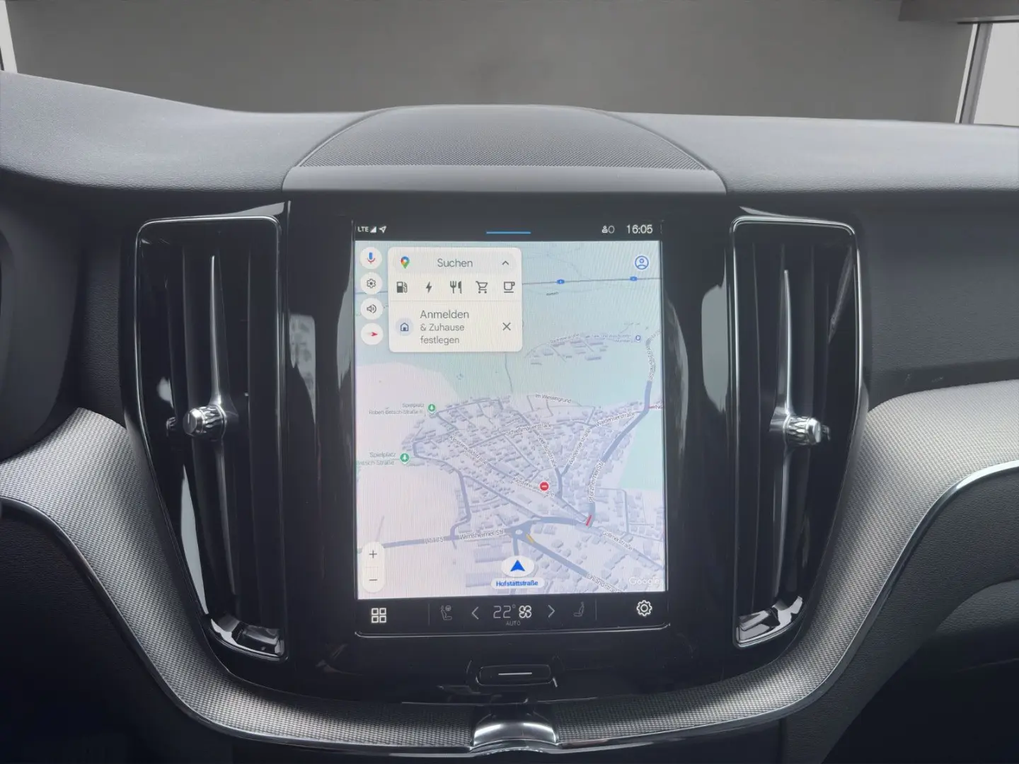 XC60 T6 Plus Black Edition Recharge Plug-In Hybr