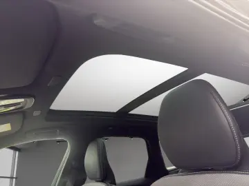XC60 T6 Plus Black Edition Recharge Plug-In Hybr