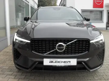 XC60 T6 Plus Dark   AWD   21er   Licht