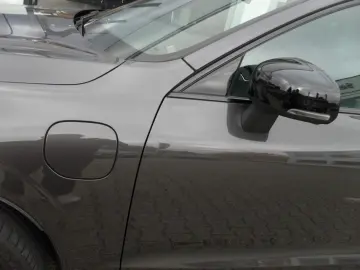 XC60 T6 Plus Dark   AWD   21er   Licht