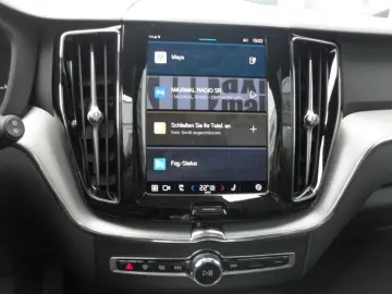 XC60 T6 Plus Dark   AWD   21er   Licht