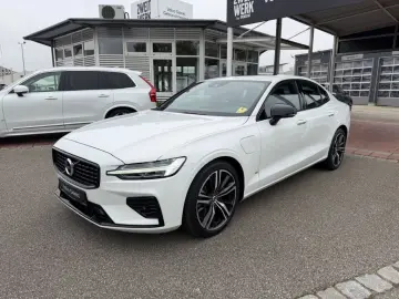 S60 R Design Plug-In Hybrid T8 AWD El. Panodach