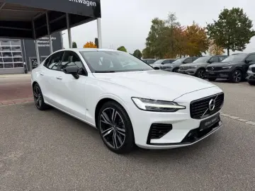 S60 R Design Plug-In Hybrid T8 AWD El. Panodach