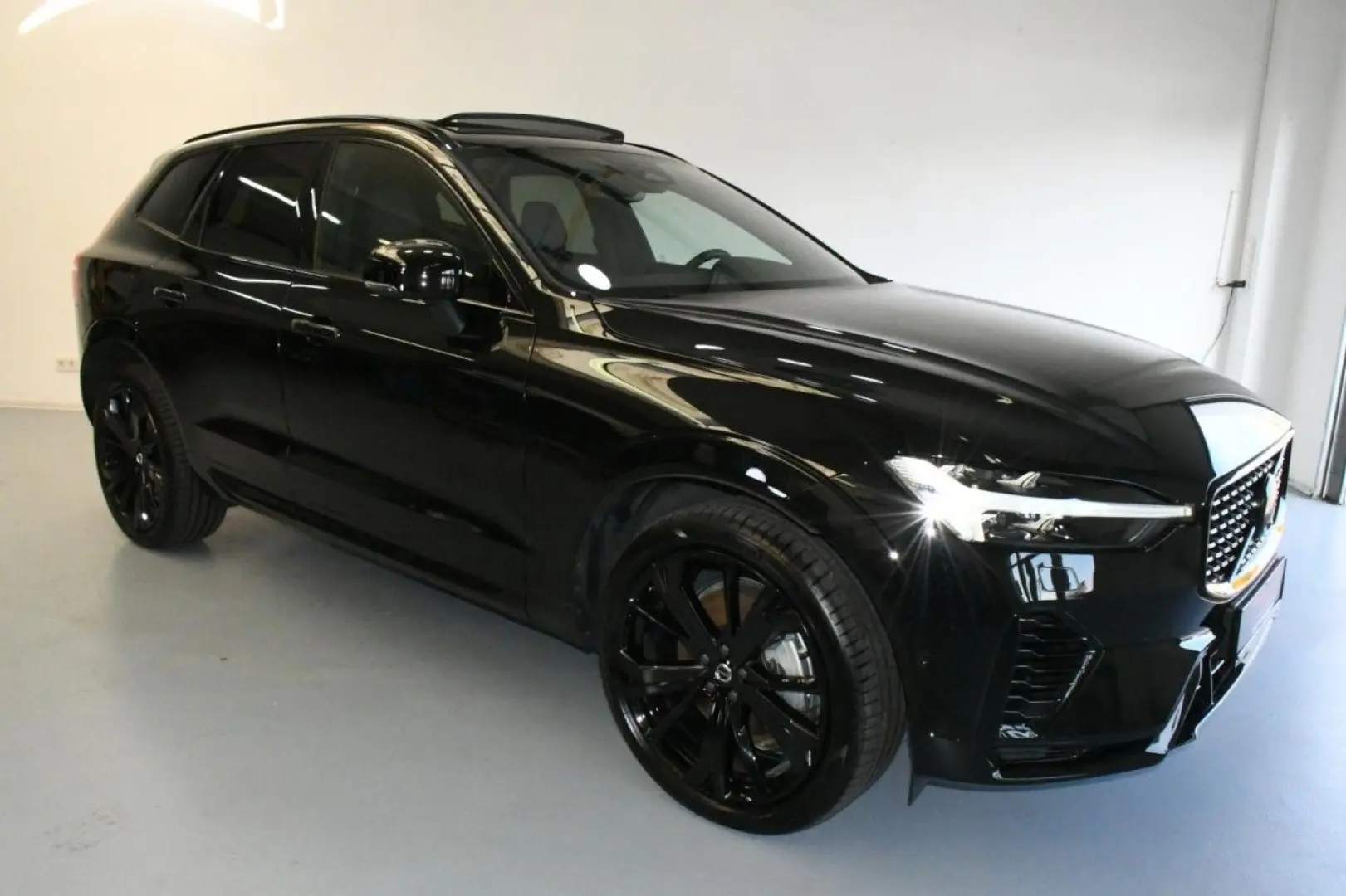 XC60 T6 Ultra Black AWD ACC HuD PAN 360 ST.HZ BT