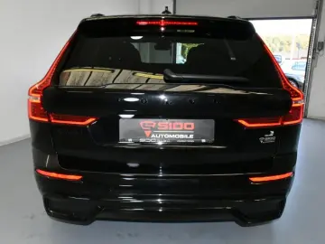XC60 T6 Ultra Black AWD ACC HuD PAN 360 ST.HZ BT