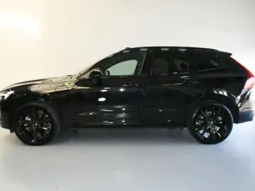 XC60 T6 Ultra Black AWD ACC HuD PAN 360 ST.HZ BT