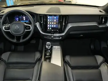 XC60 T6 Ultra Black AWD ACC HuD PAN 360 ST.HZ BT