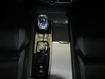XC60 T6 Ultra Black AWD ACC HuD PAN 360 ST.HZ BT