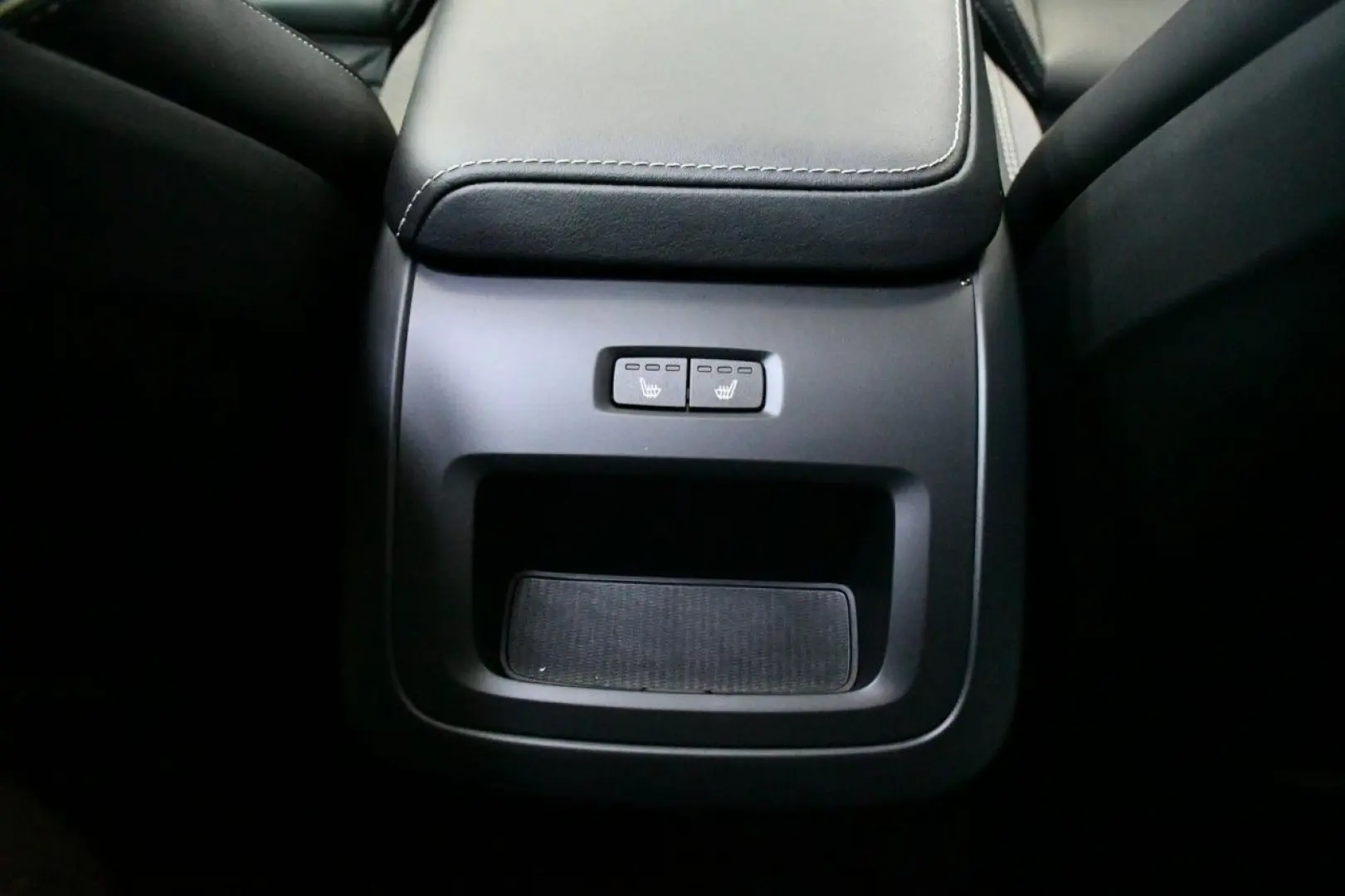 XC60 T6 Ultra Black AWD ACC HuD PAN 360 ST.HZ BT