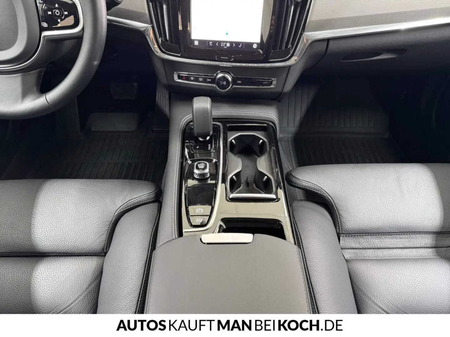 V90 T6 Plug-In AWD Plus Dark Harman AHK BLIS