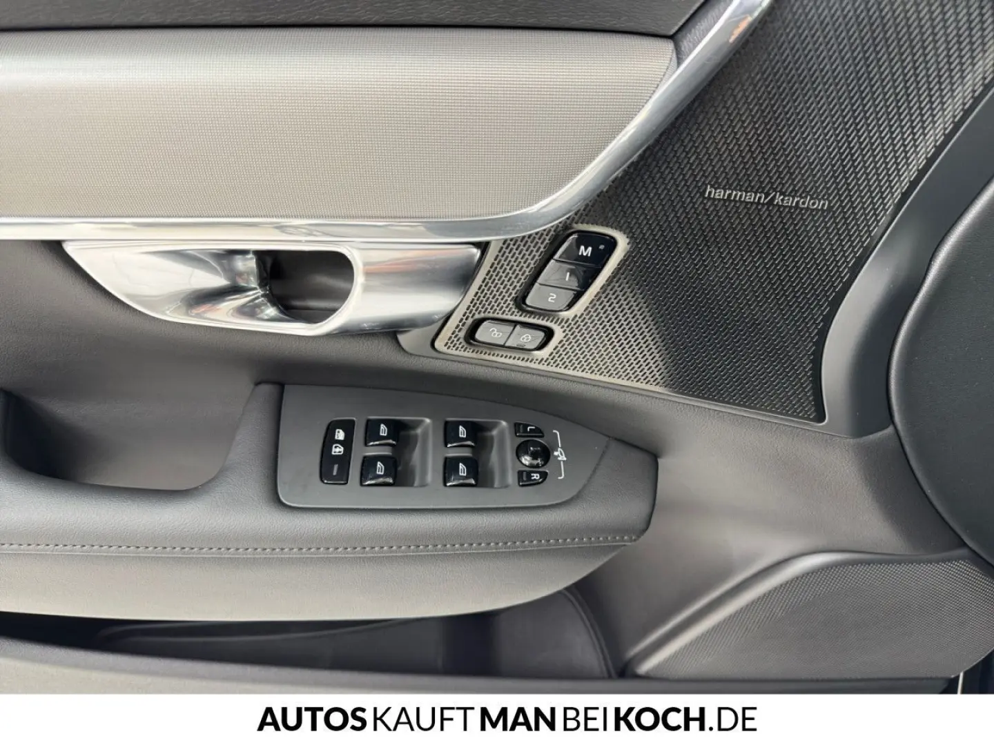 V90 T6 Plug-In AWD Plus Dark Harman AHK BLIS