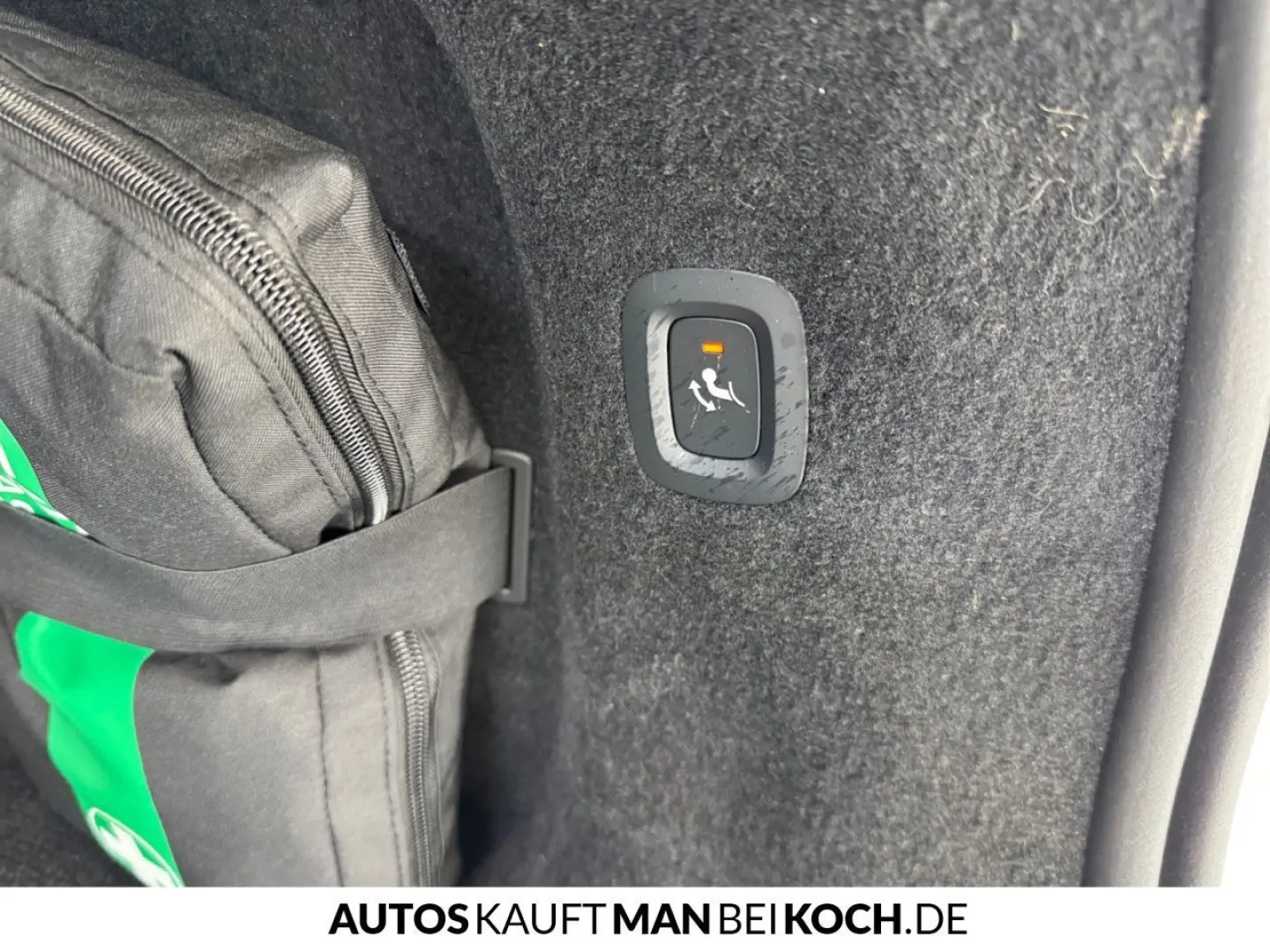 V90 T6 Plug-In AWD Plus Dark Harman AHK BLIS