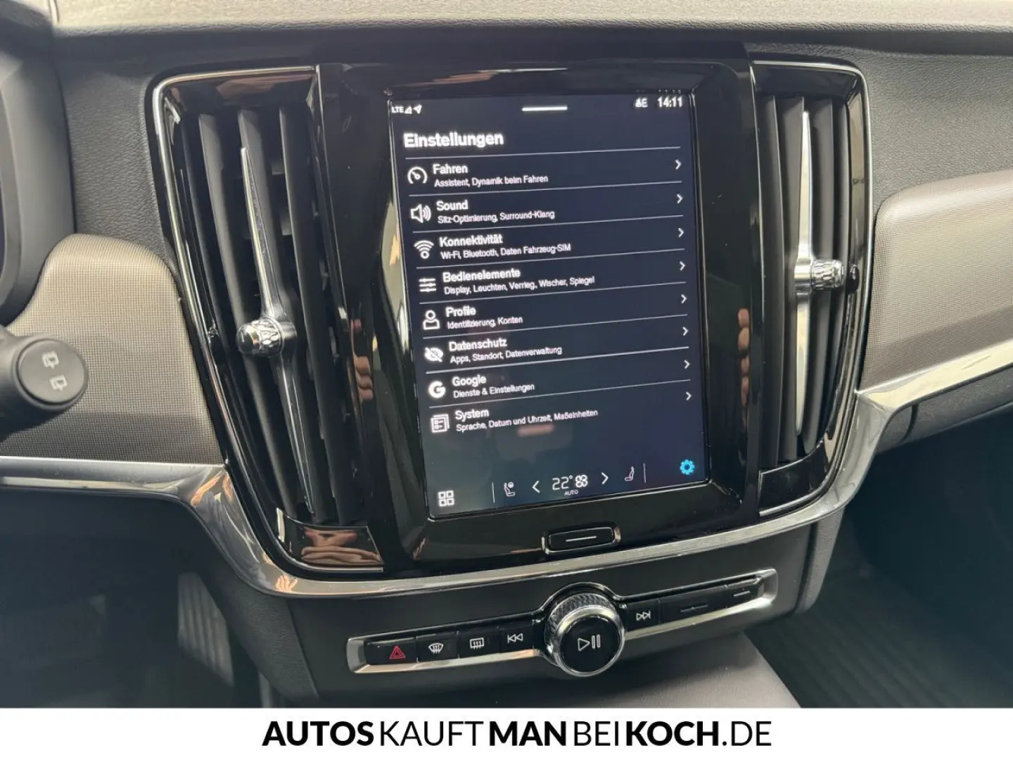 V90 T6 Plug-In AWD Plus Dark Harman AHK BLIS