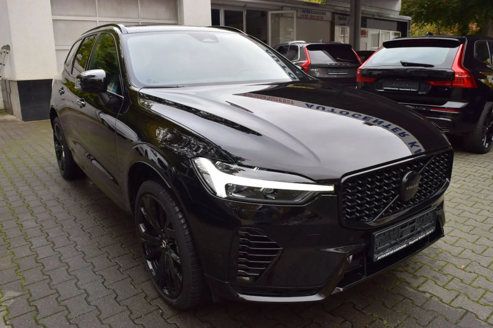 XC60 T6 AWD Plus Black Edition PANO St-Heiz ACC