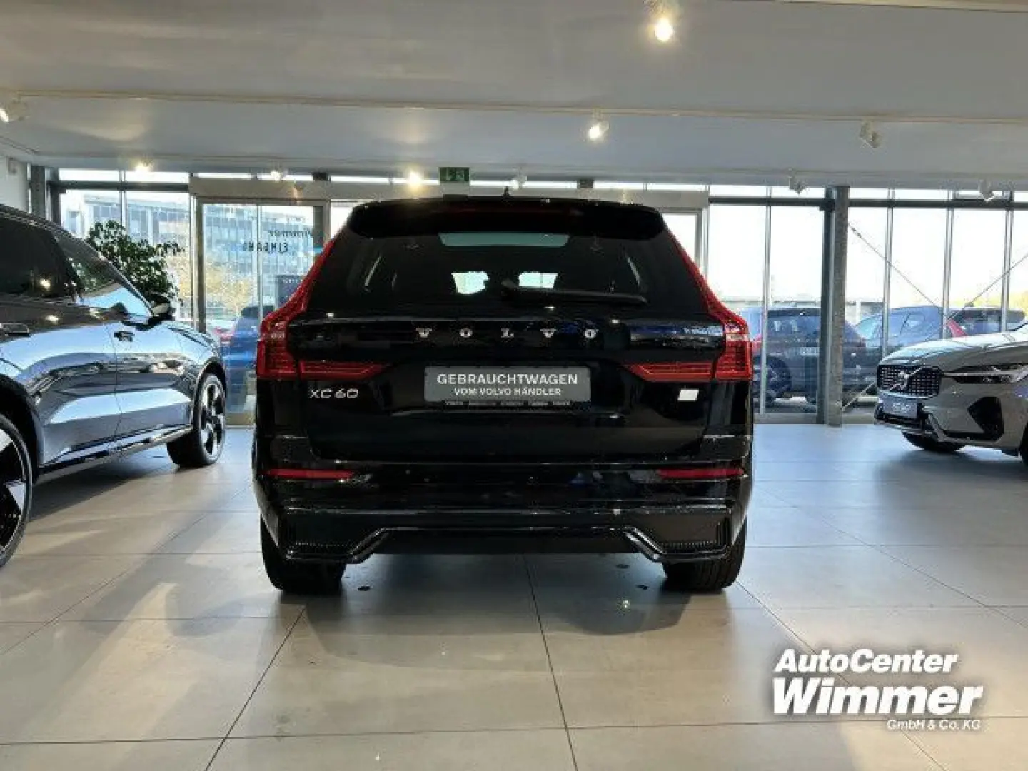 XC60 T6 AWD Recharge R-Design AHK  Licht Xenium