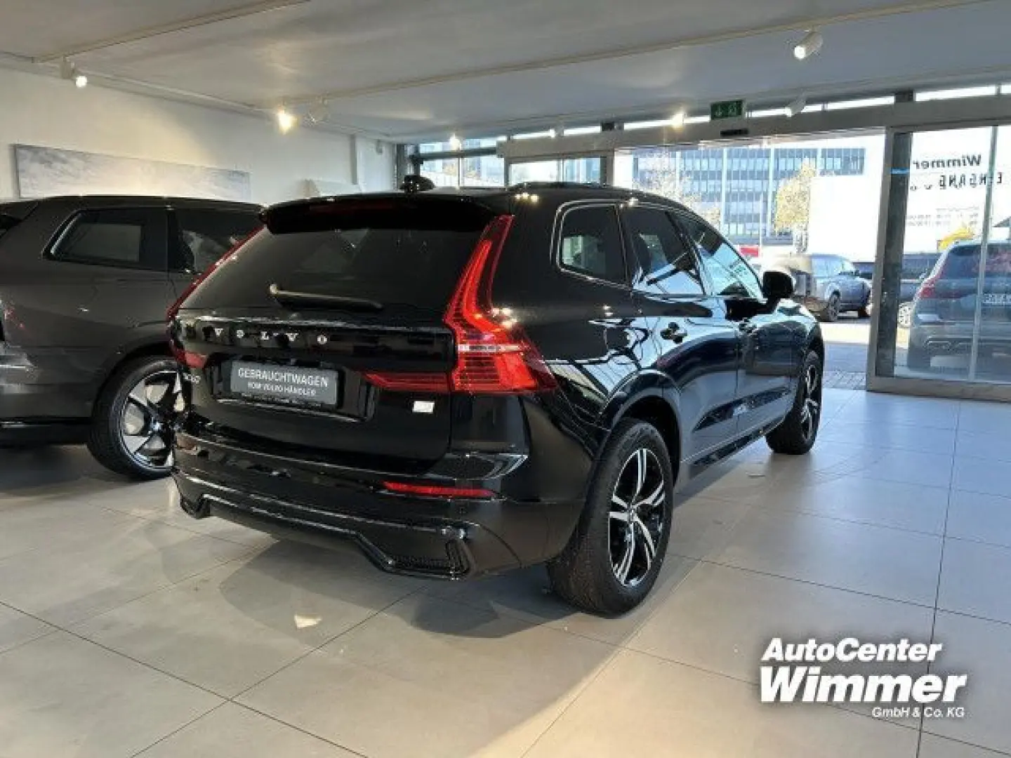 XC60 T6 AWD Recharge R-Design AHK  Licht Xenium